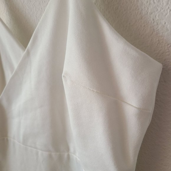 Lulu's US M Sealed With A Kiss White Ruffled Bodycon Dress Stretch NEW *Flawed* - Picture 5 of 15